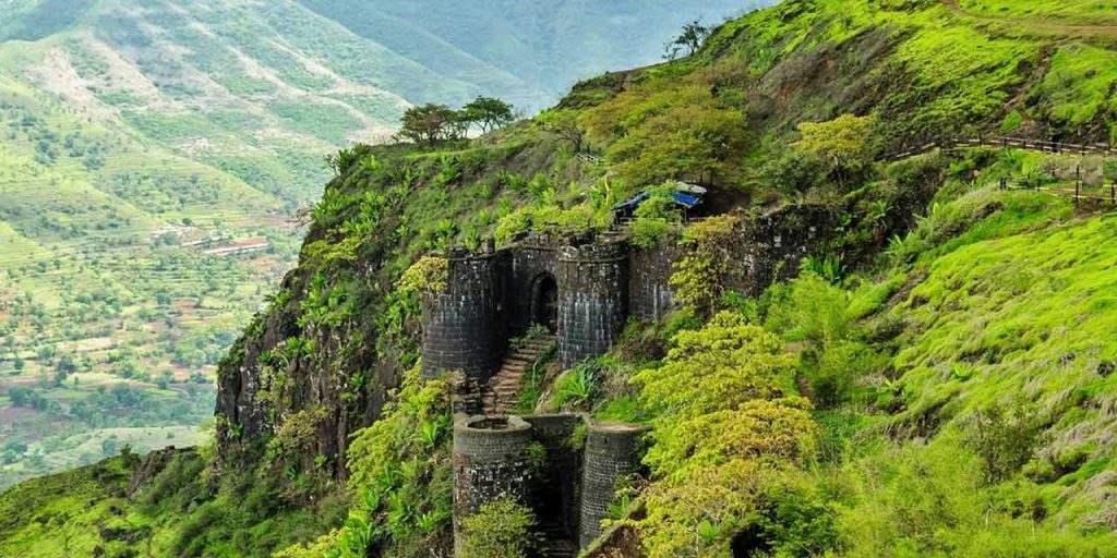 Pune Historical and Tourist Places